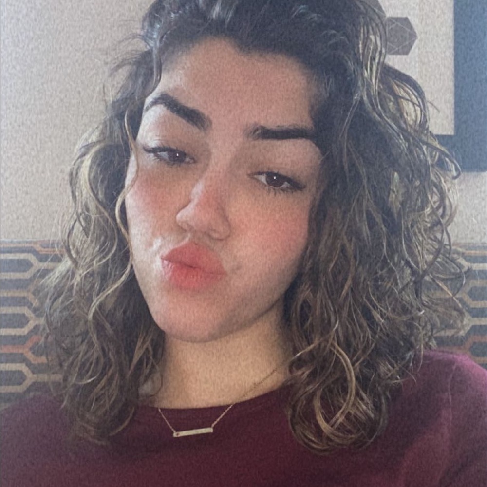 Meet your Posher, Jocelyn